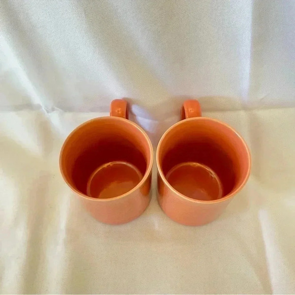 Vintage Housewares Carnival Ceramic Pink Mug Set of 2 - Picture 3 of 5